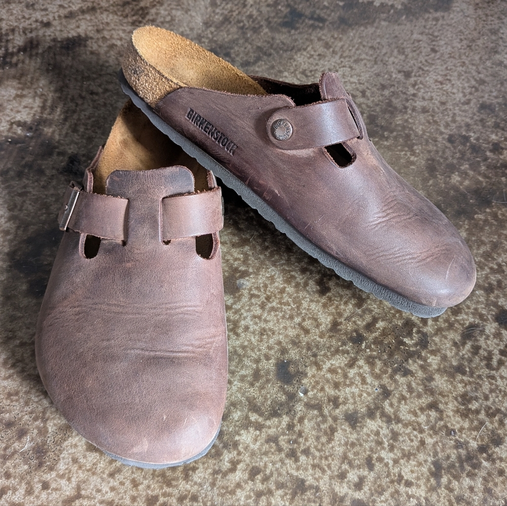 Birkenstock Boston Brown Oiled Leather Clog. Unisex Women’s 10, Men’s 8 Size 41.